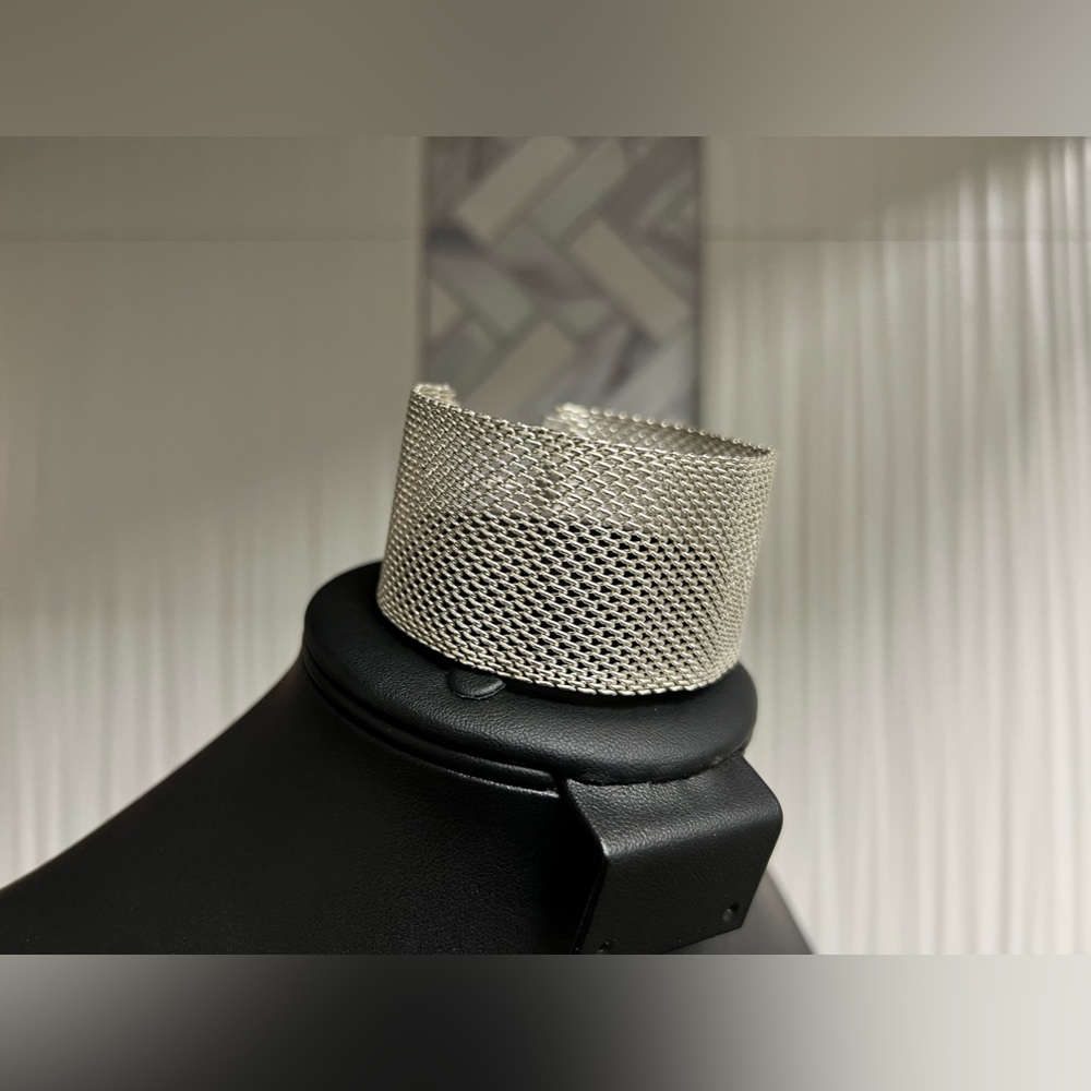 Mesh Silver Tone Metal Bracelet - Picture 4 of 5